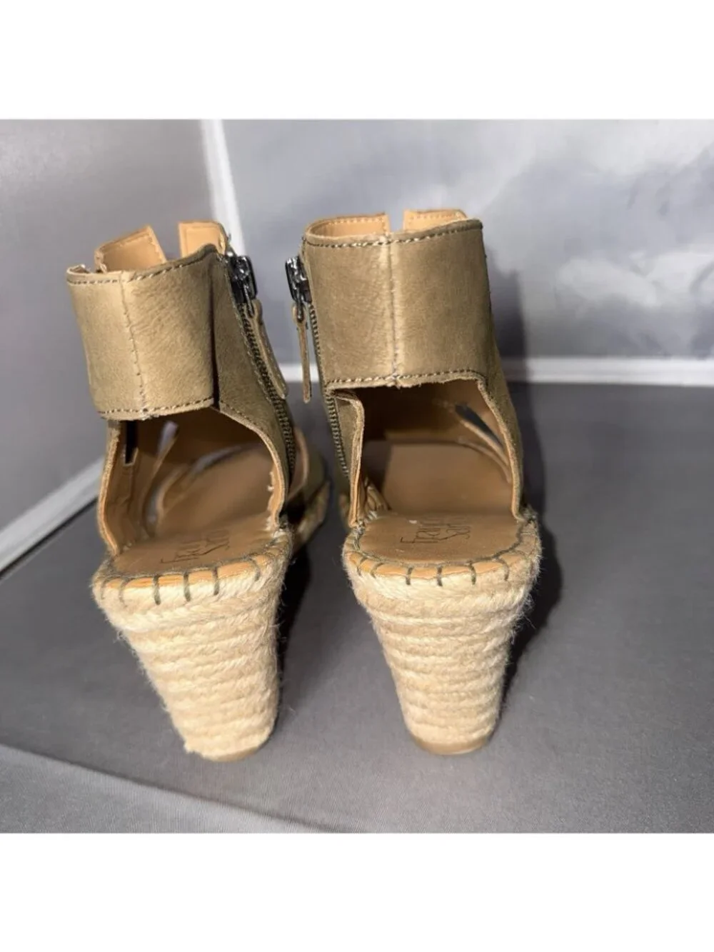 Franco Sarto L-Nola Olive Green Leather Espadrille Wedge Sandals Size 9M